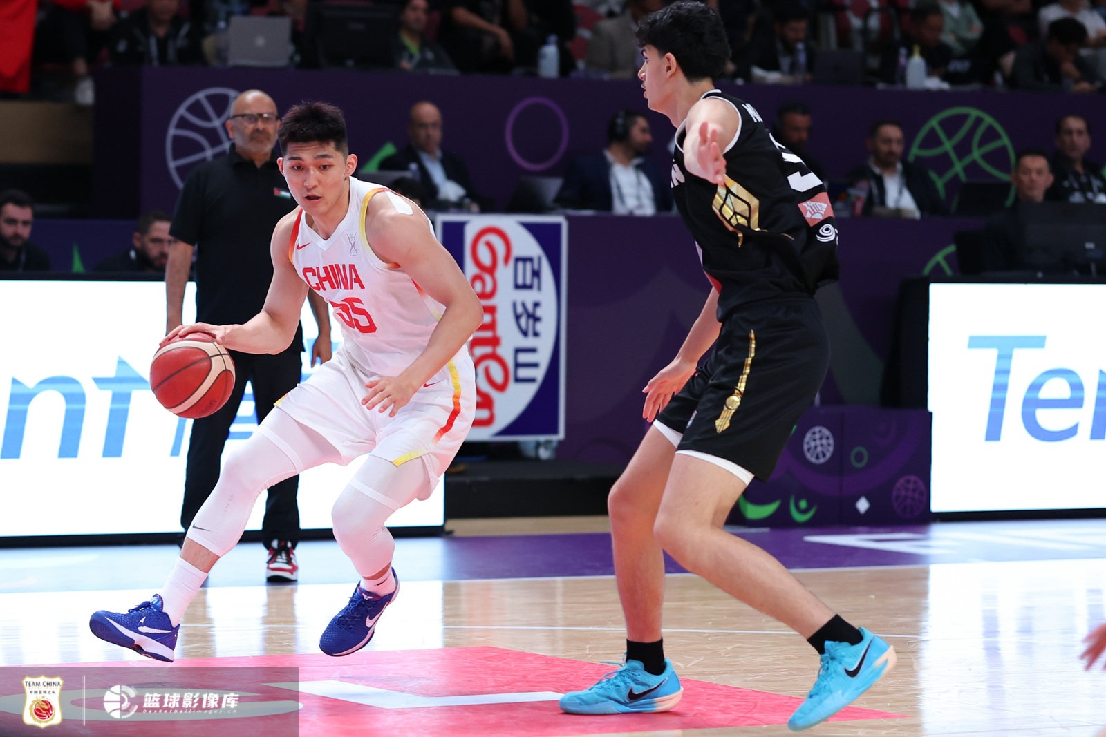 星空电竞平台-郭艾伦谈李祥波:没想到我的广州队友入选国家队 还在决赛上场了