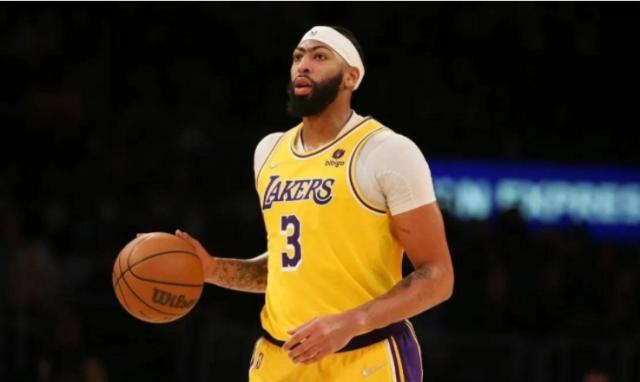 星空电竞平台-状态低迷！戴维斯关闭社交账号 湖人因他机会渺茫